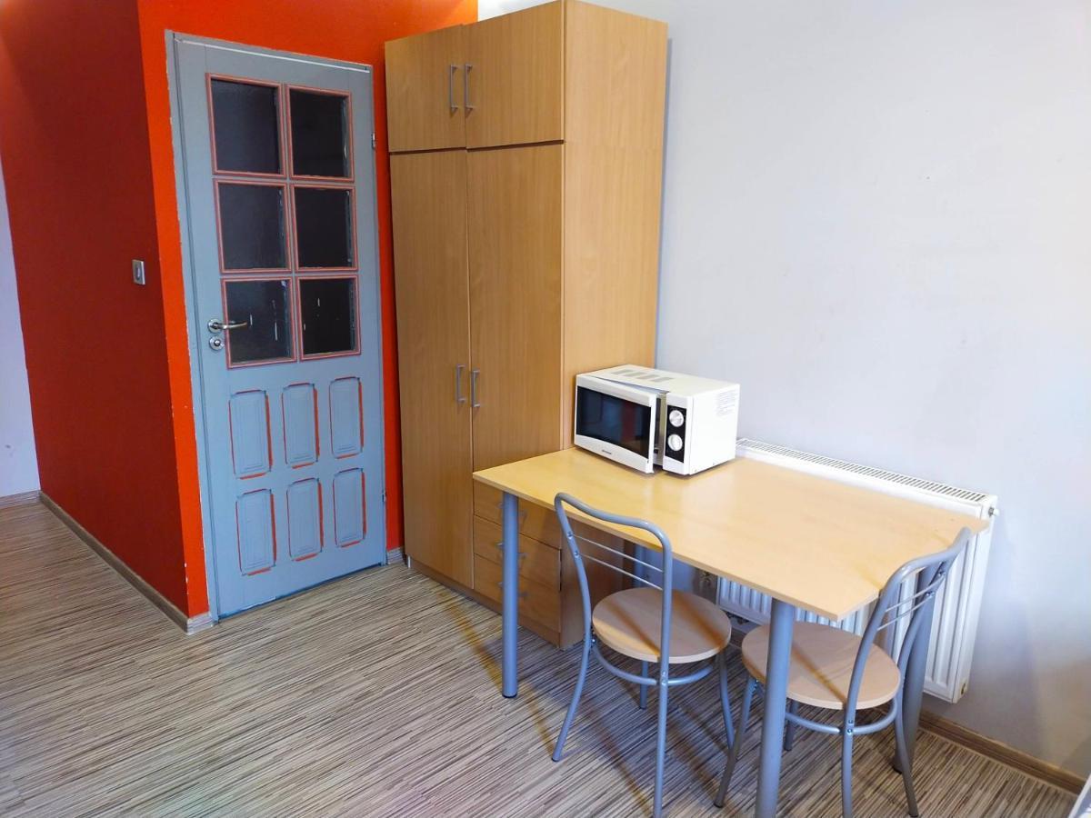Furhouse Apartment Вроцлав Екстериор снимка