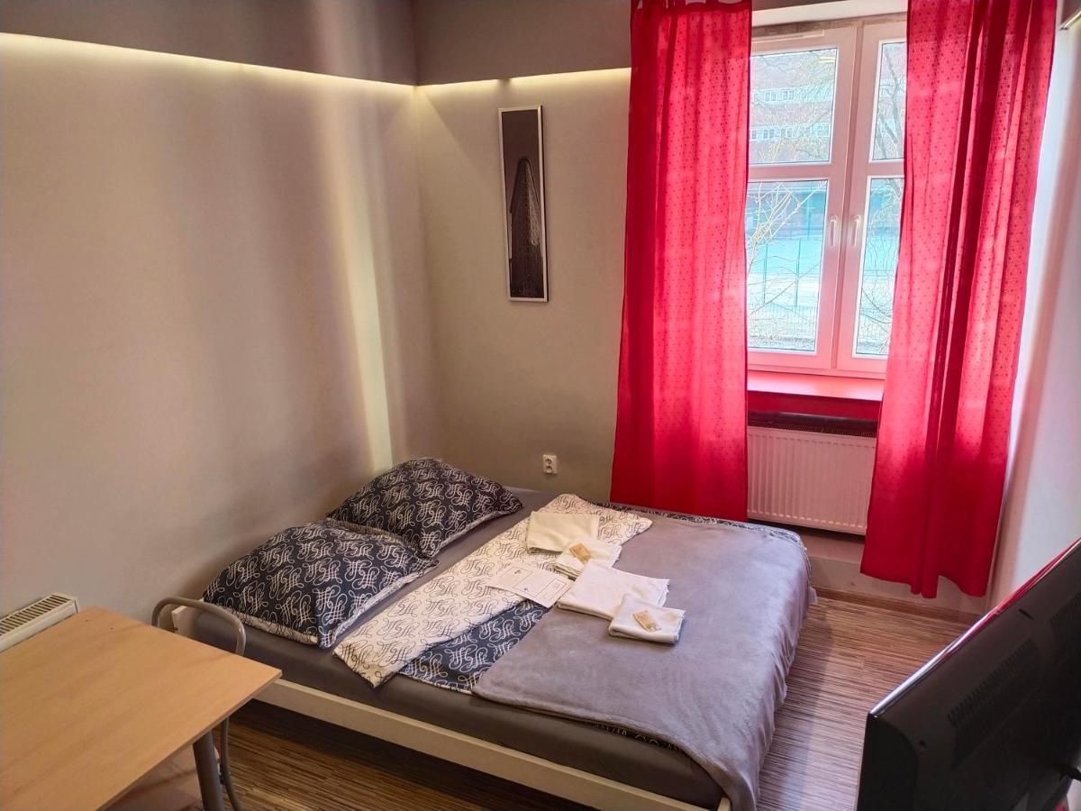 Furhouse Apartment Вроцлав Екстериор снимка