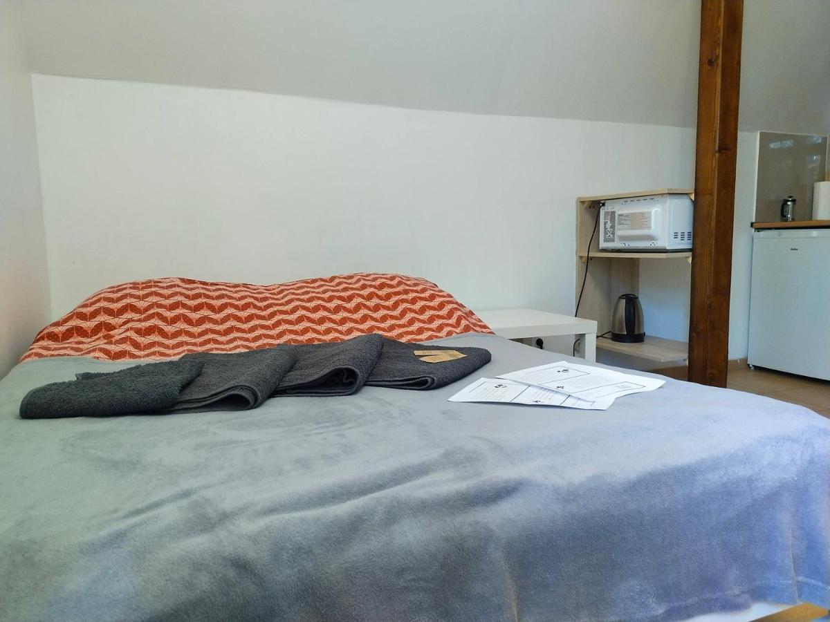 Furhouse Apartment Вроцлав Екстериор снимка
