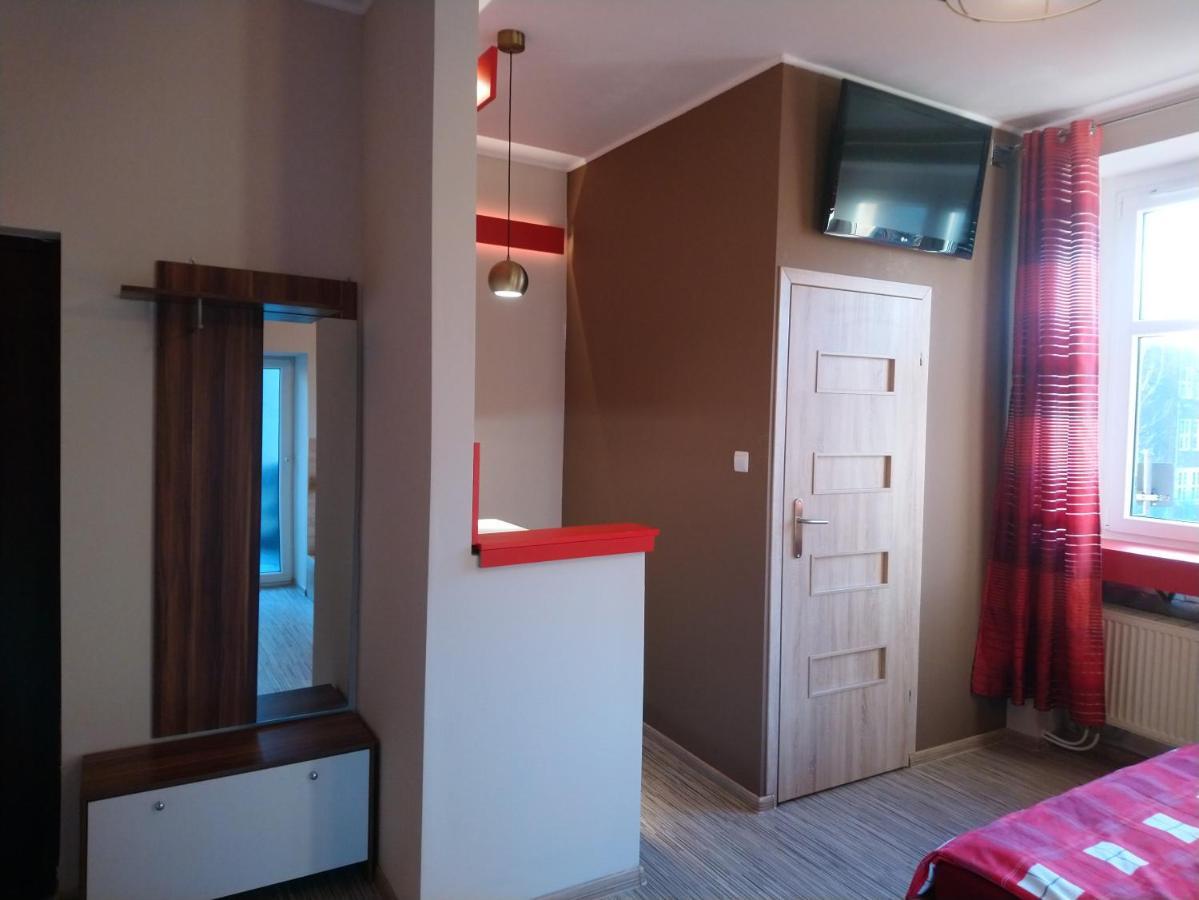 Furhouse Apartment Вроцлав Екстериор снимка