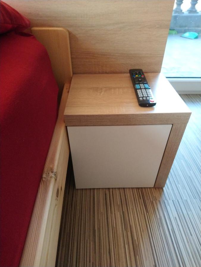 Furhouse Apartment Вроцлав Екстериор снимка